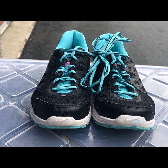 Nike Womens Revolution 2 554900-019 Running Shoes Black Lace Up Low Top Size 7.5 - Picture 2 of 12